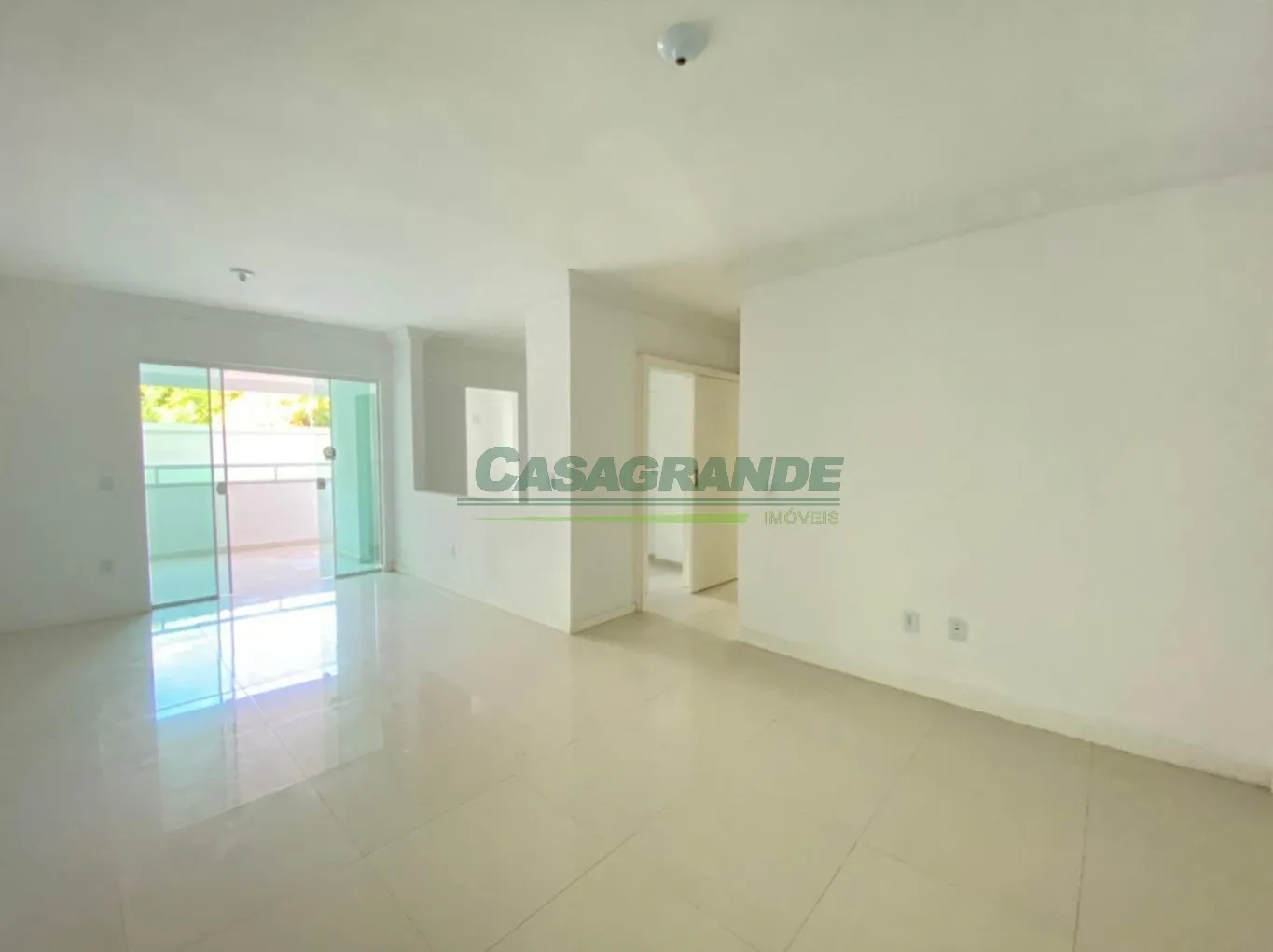 Ótimo apartamento NOVO com terraço Garden no início do bairro Velha, a poucos minutos do parque Ramiro e da Vila Germânica, 3 suítes, terraço garden exclusivo com 95m2, sacada com churrasqueira, sala de estar/ jantar, lavabo, cozinha, área de serviço. — foto 3