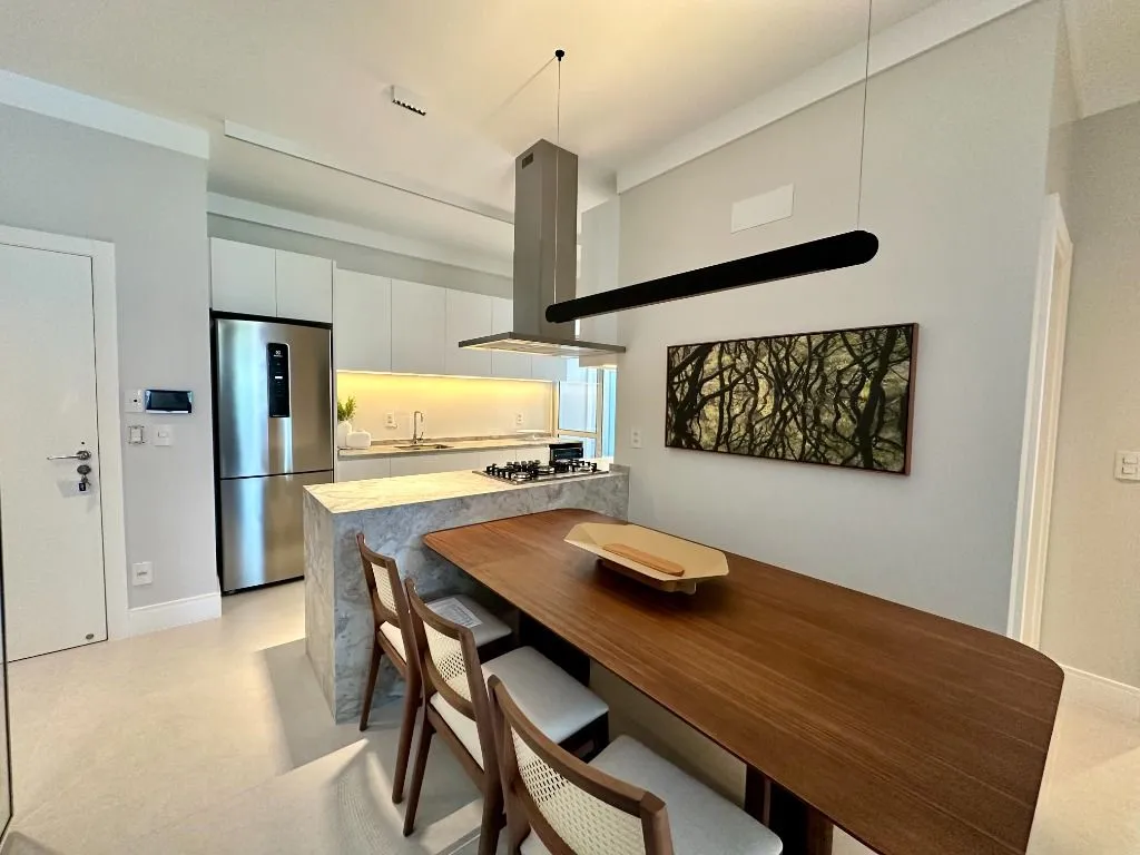 Apartamento em Florianópolis - foto 1