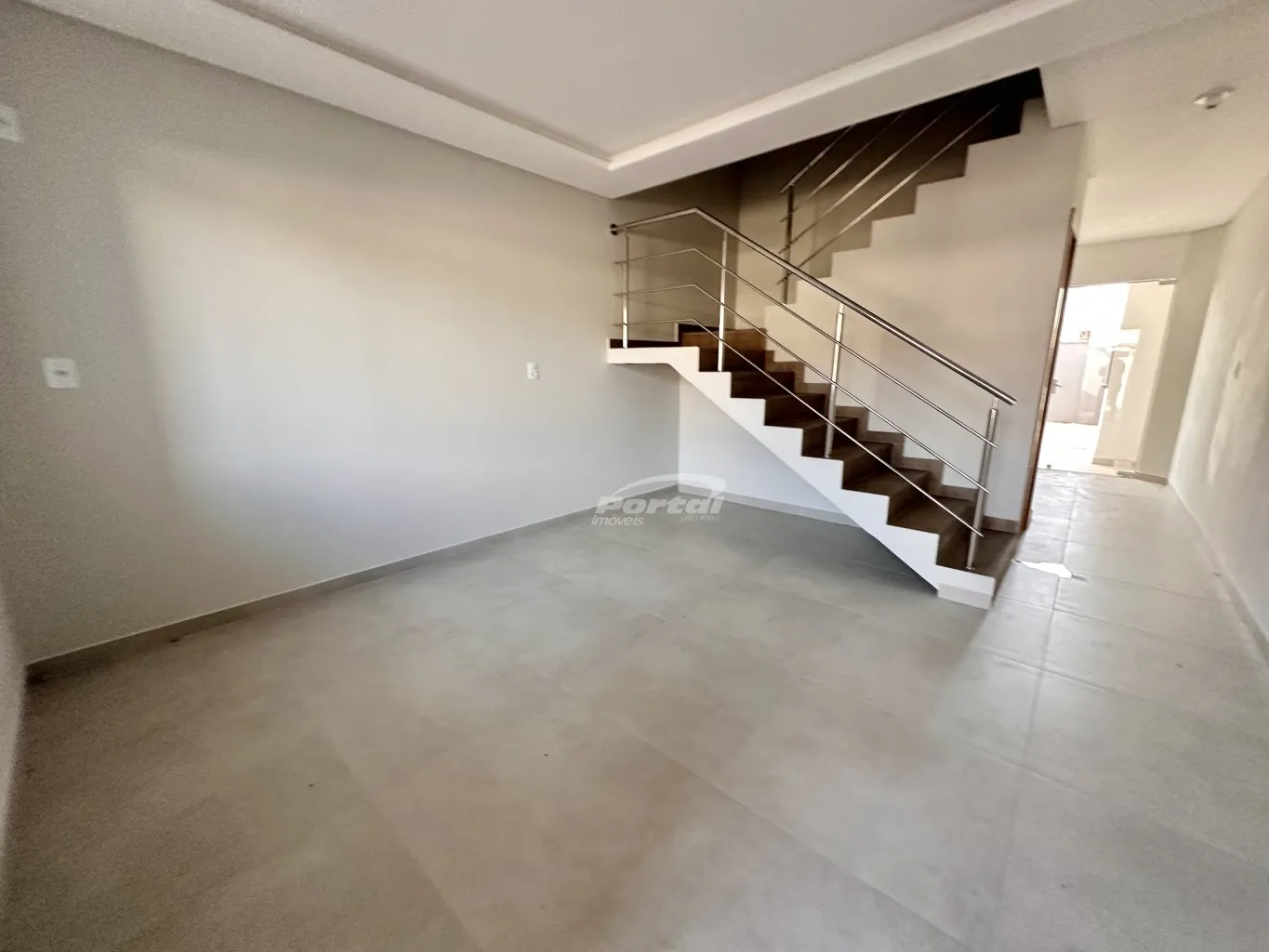 Sobrado com 2 suítes no centro de Balneário Piçarras/SC (Cód. 12617) — foto 3