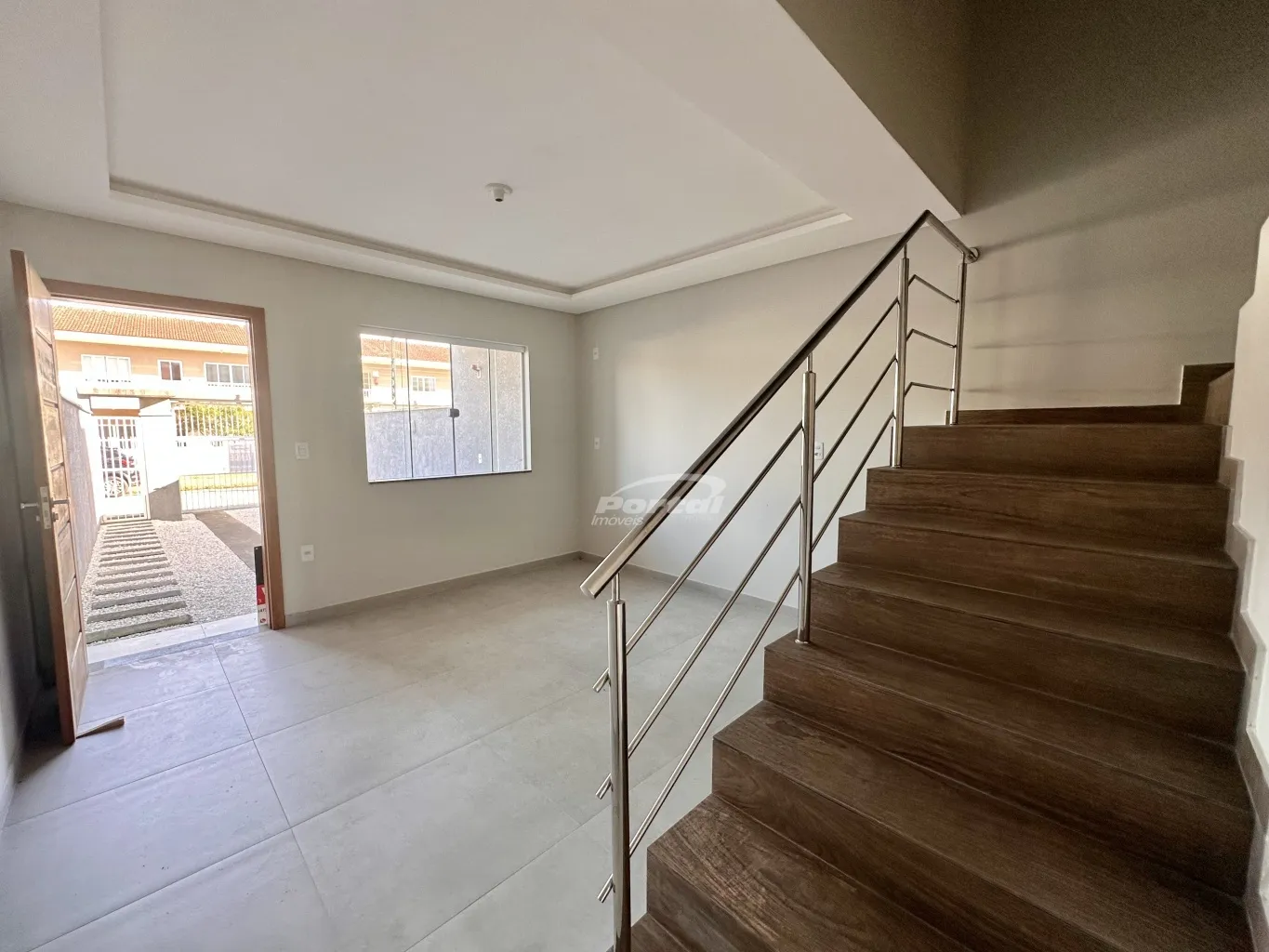 Sobrado com 2 suítes no centro de Balneário Piçarras/SC (Cód. 12617) — foto 4