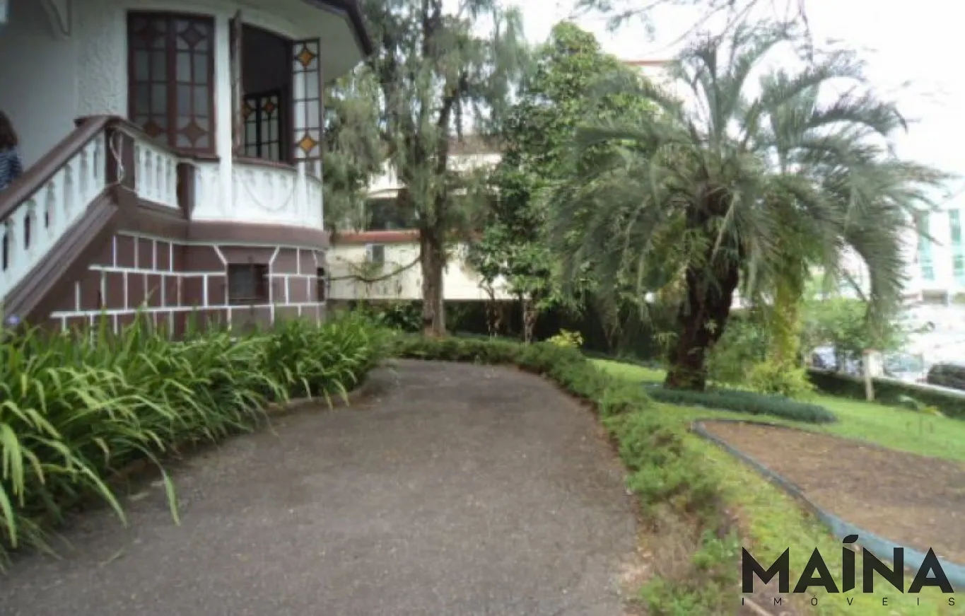 Casa no centro com amplo terreno Residencial ou Comercial — foto 4