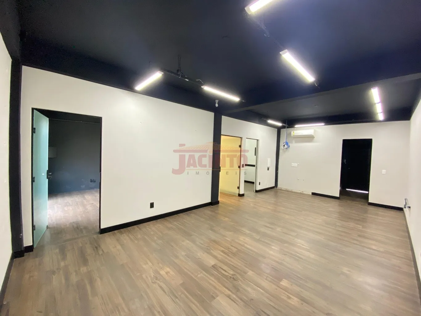 Sala comercial com 120m aproximadamente no bairro Itoupava Norte. — foto 4