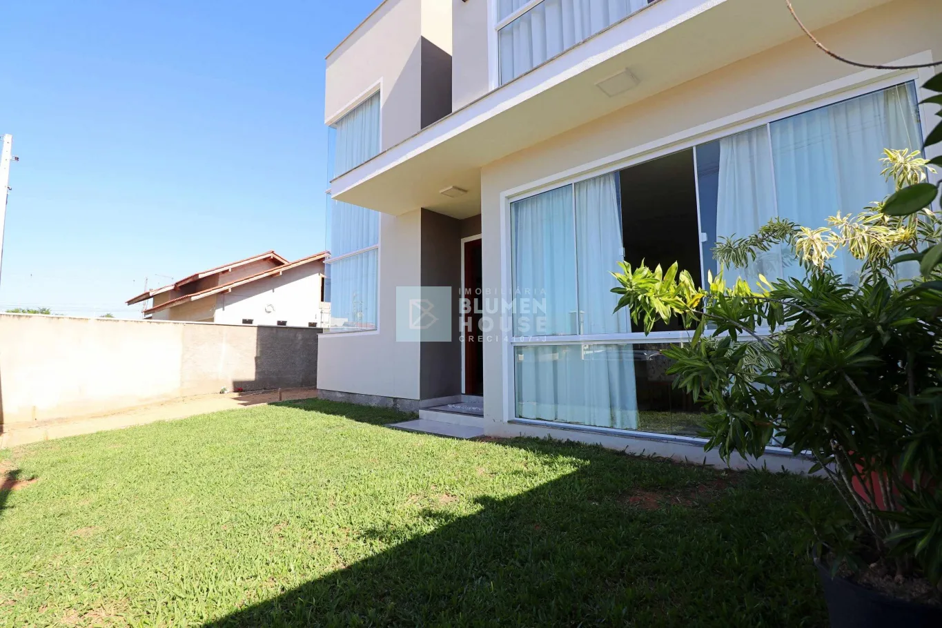 Belíssima casa de alto padrão em Gaspar! — foto 2