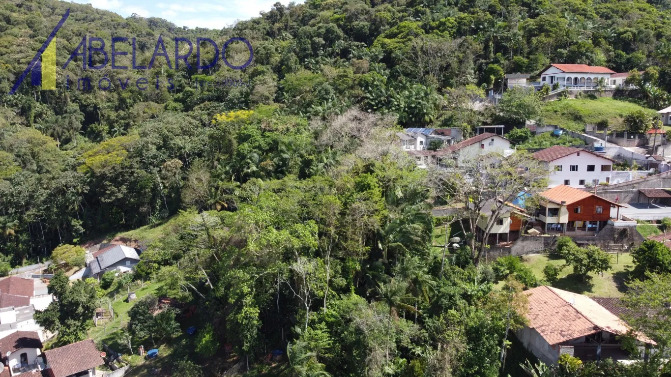 AMPLO E PLANO TERRENO localizado na rua Wanda Bachmann , excelente para casas geminadas sobrados, ou condomínio fechado — foto 4