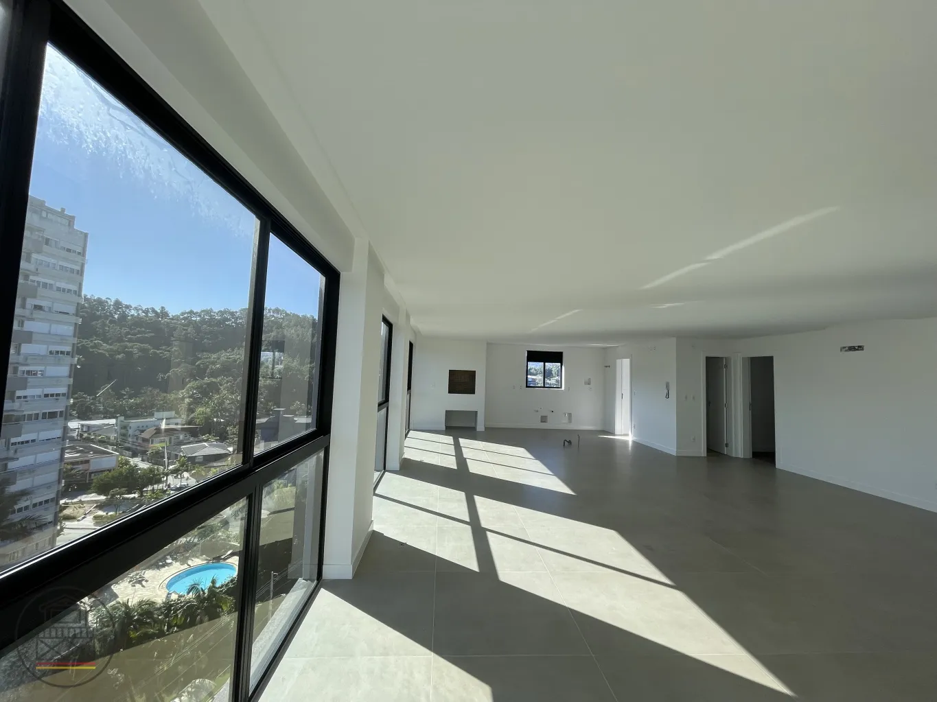 Apartamento de Alto Padrão no Bairro Bom Retiro - Exclusividade no Centro da Cidade! — foto 5