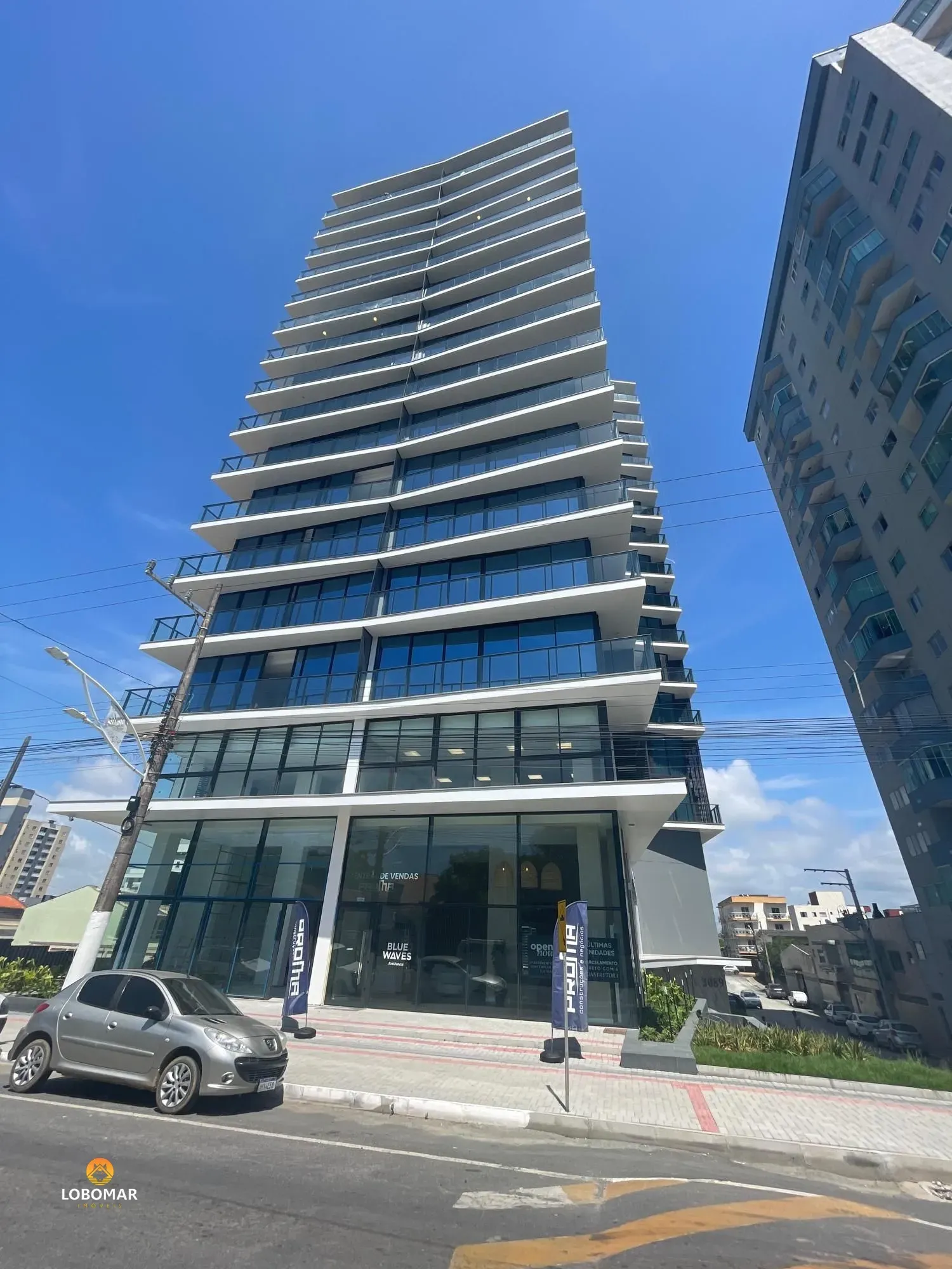 Apartamento pronto, com 3 suítes, à apenas 40m do mar, com parcelamento direto - — foto 2