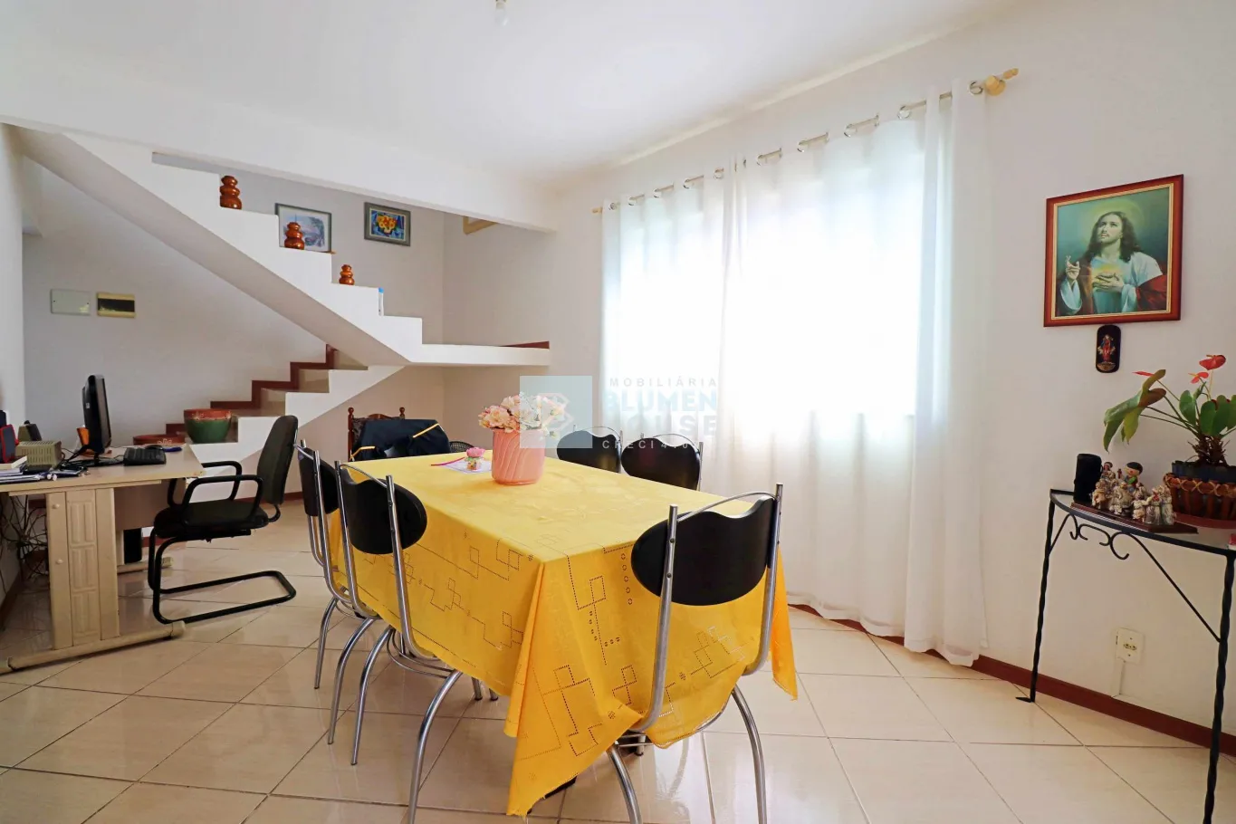 Casa com edícula no bairro Tribess! — foto 5