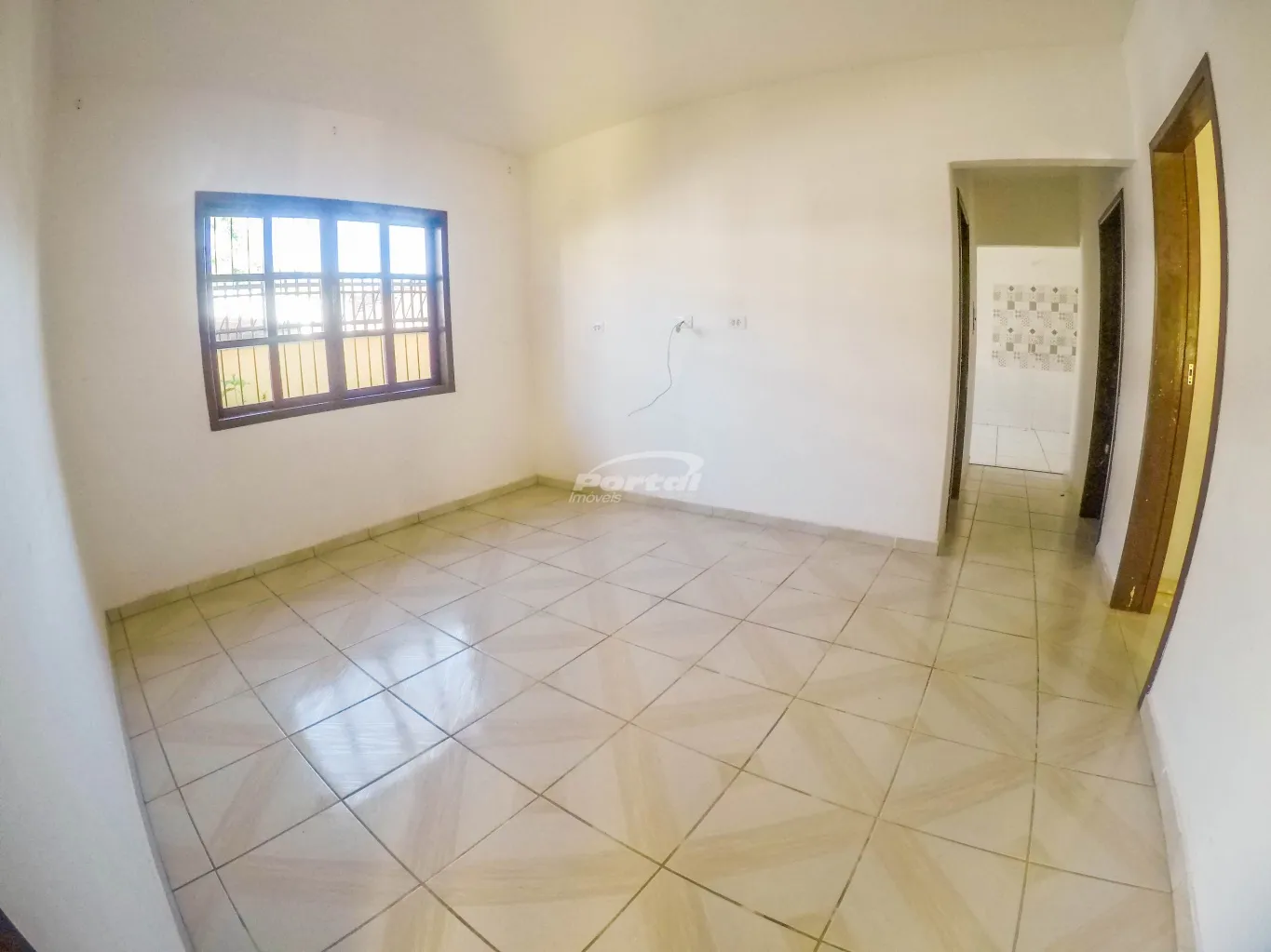 Casa com 3 quartos, mais 2 kitnets no centro de Balneário Piçarras/SC (Cód. 12901) — foto 3
