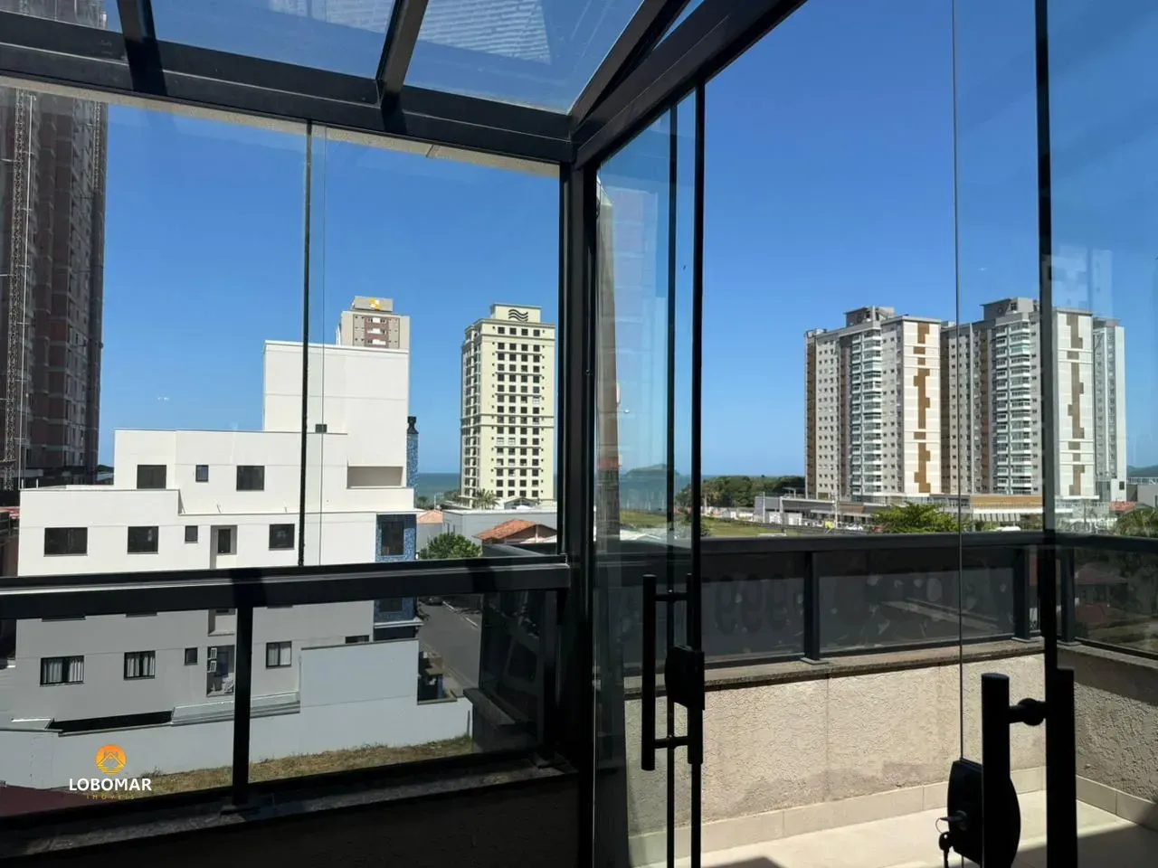 Cobertura mobiliada, vista mar, com 4 suítes, à 250m do mar - Itacolomi - Balneá — foto 5