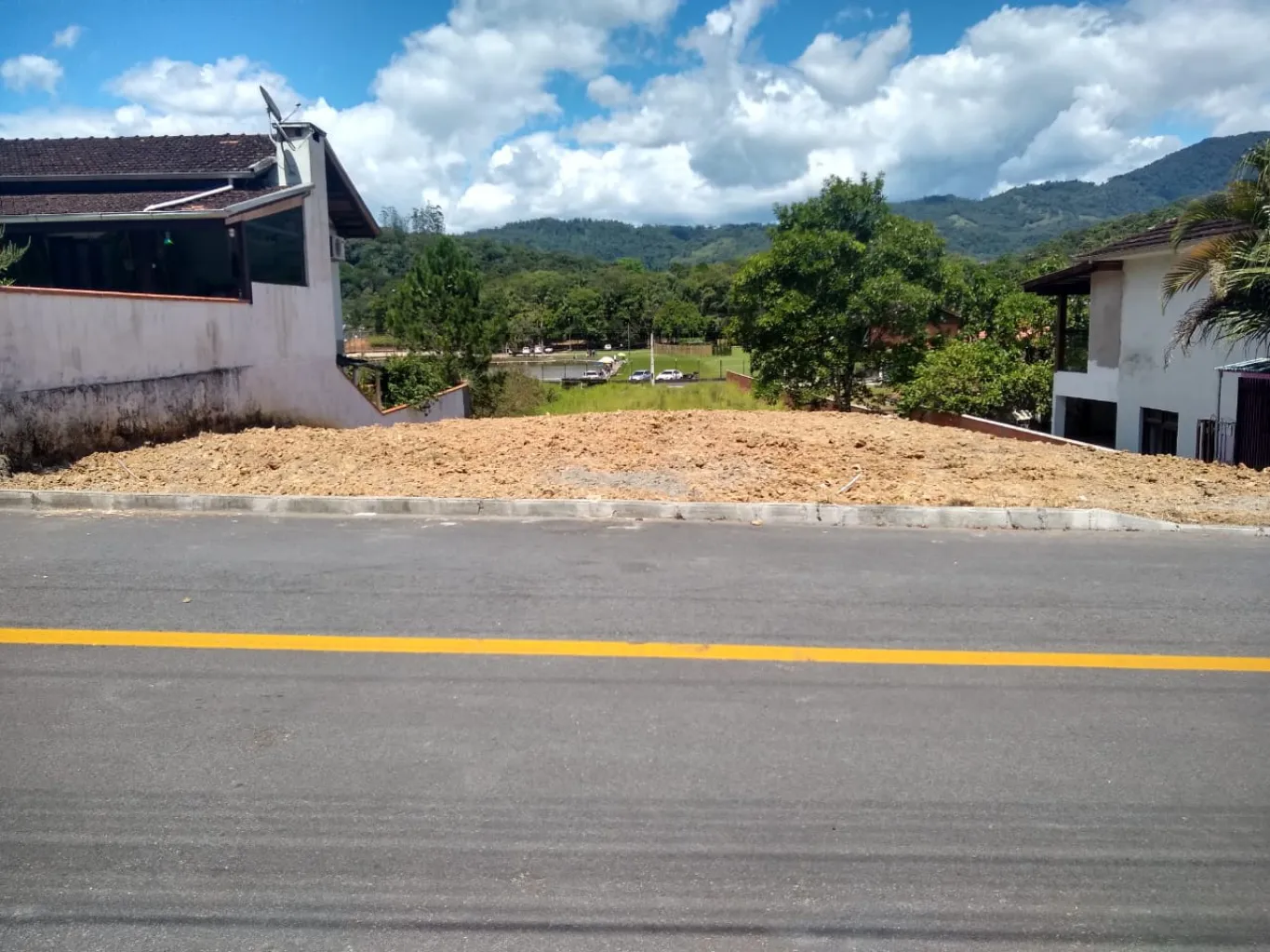 Lindo terreno a venda no Bairro Testo Rega em Pomerode, ótimo para quem quer construir uma linda casa! - foto 1