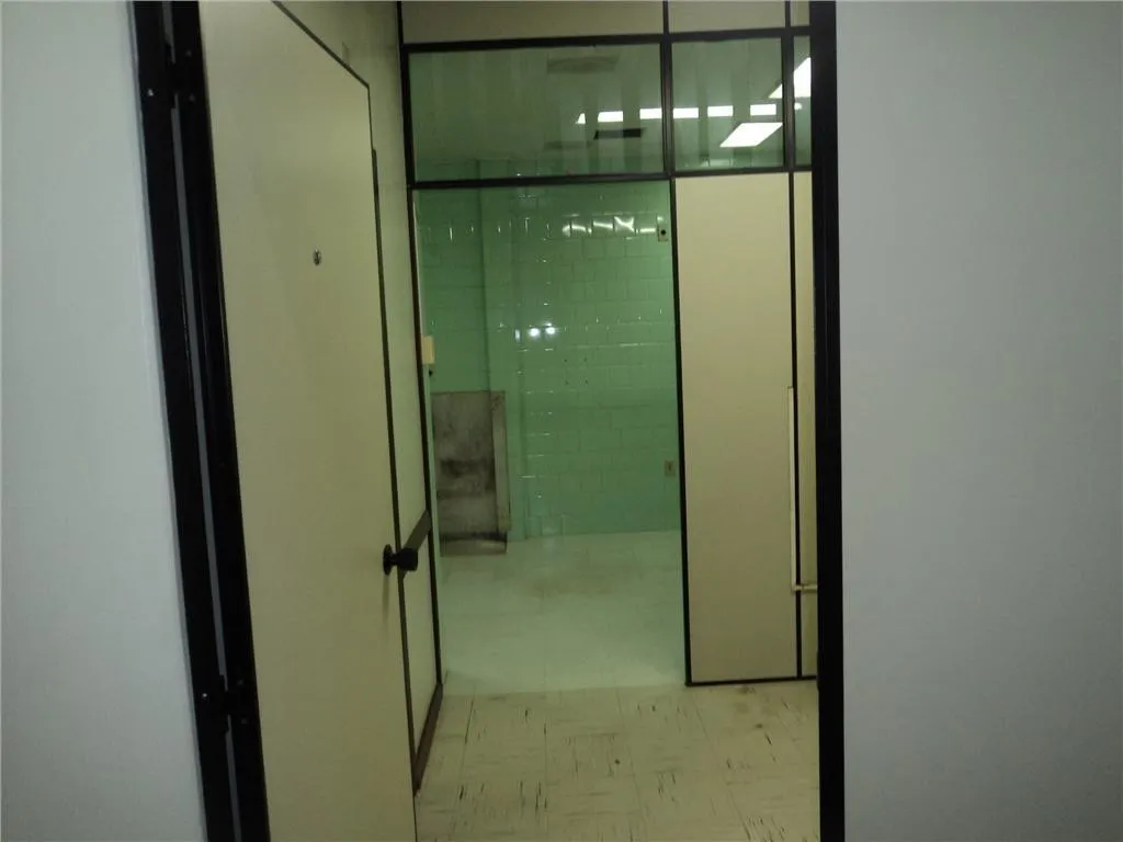 SALA COMERCIAL no CENTRO com 0 quartos para LOCAÇÃO, 30 m — foto 2