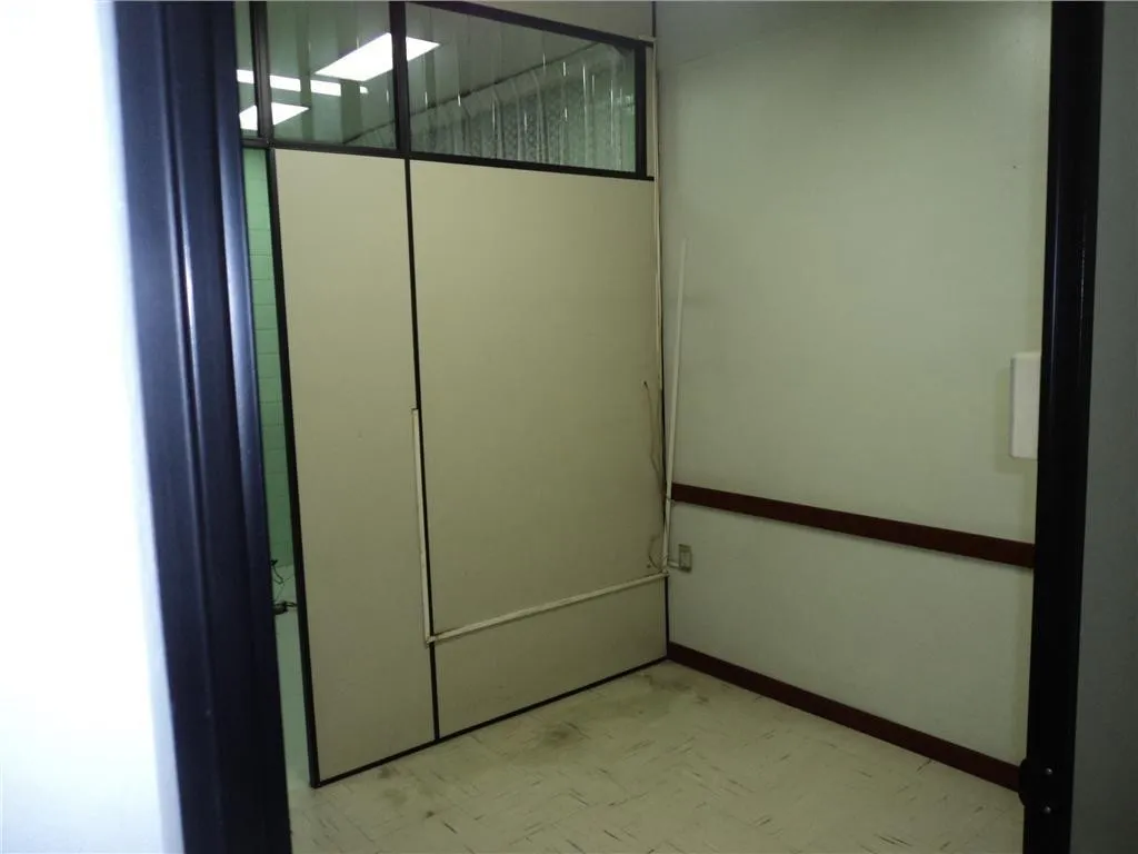 SALA COMERCIAL no CENTRO com 0 quartos para LOCAÇÃO, 30 m — foto 3