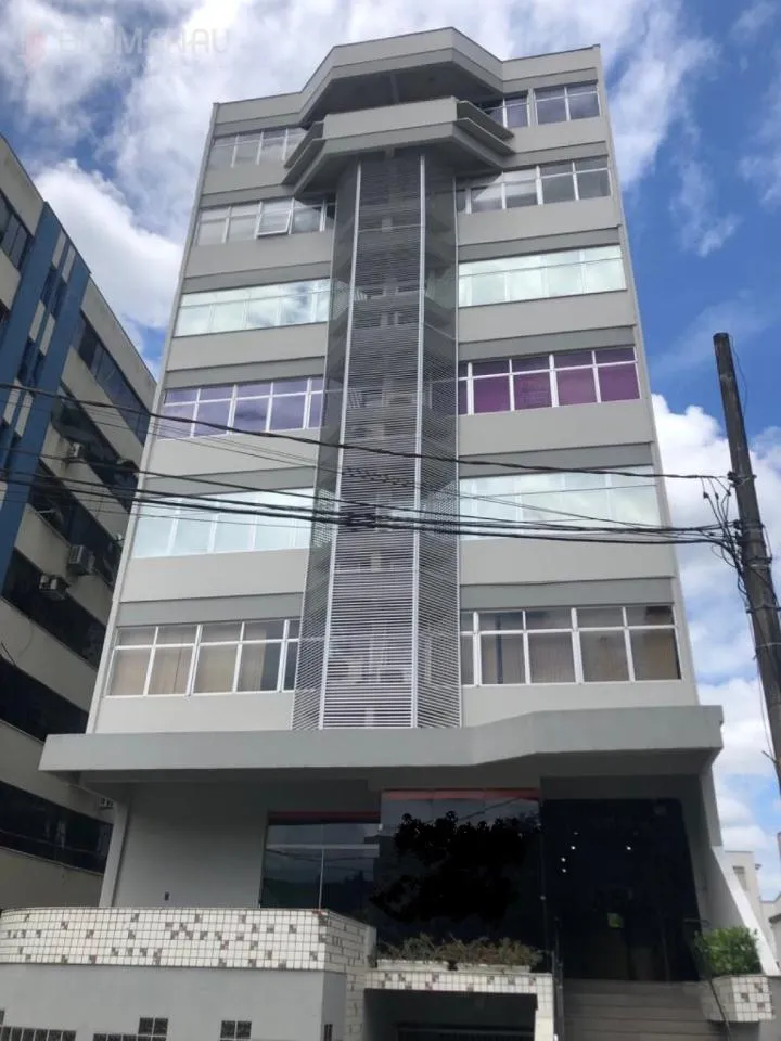 Sala comercial no centro, contendo 42,00 m e banheiro privativo. - foto 1