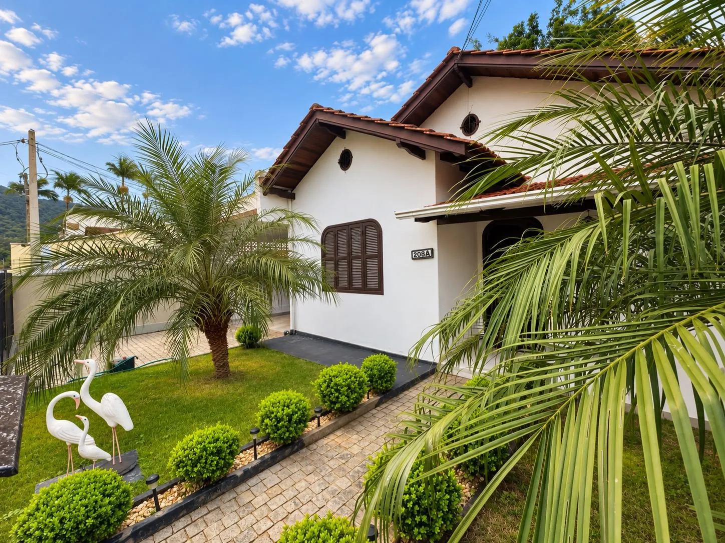Casa à venda com 3 quartos, sendo 1 suíte, 3 vagas, 130m² no Garcia, Blumenau