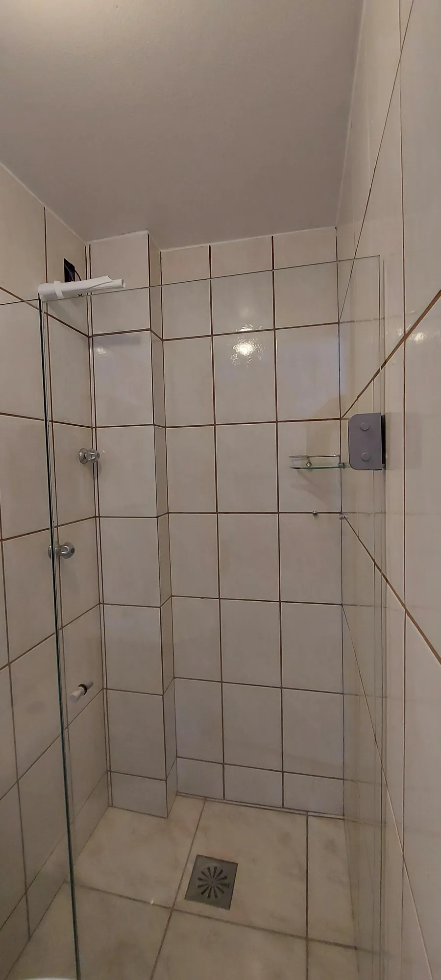 Amplo Apartamento 3 dormitórios -1 vaga -Centro da Cidade Próximo de mercado. — foto 4