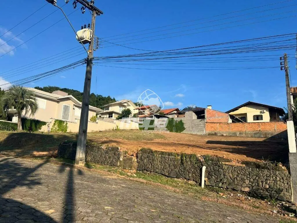 LINDO TERRENO EM AREA NOBRE DE INDAIAL - foto 1