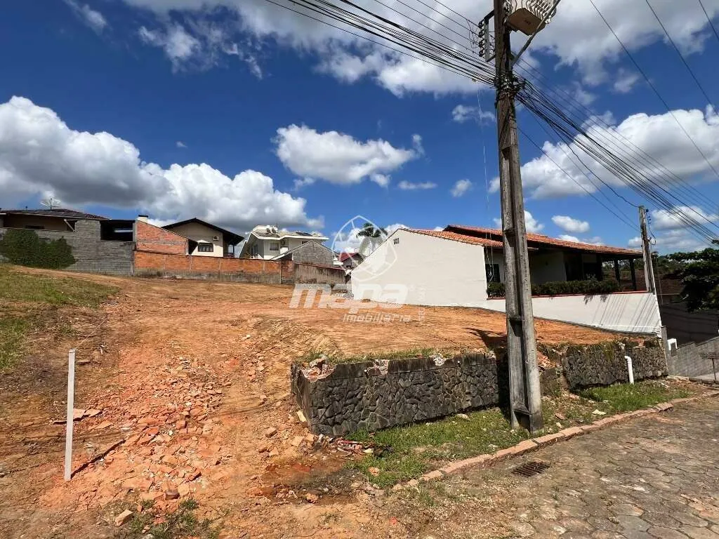 LINDO TERRENO EM AREA NOBRE DE INDAIAL — foto 2