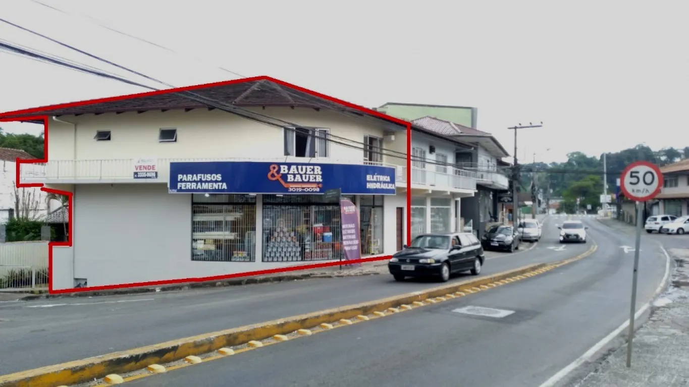 PRÉDIO COMERCIAL E RESIDENCIAL, confira, localizado em uma das principais vias de acesso da região da Velha e Água Verde. - foto 1