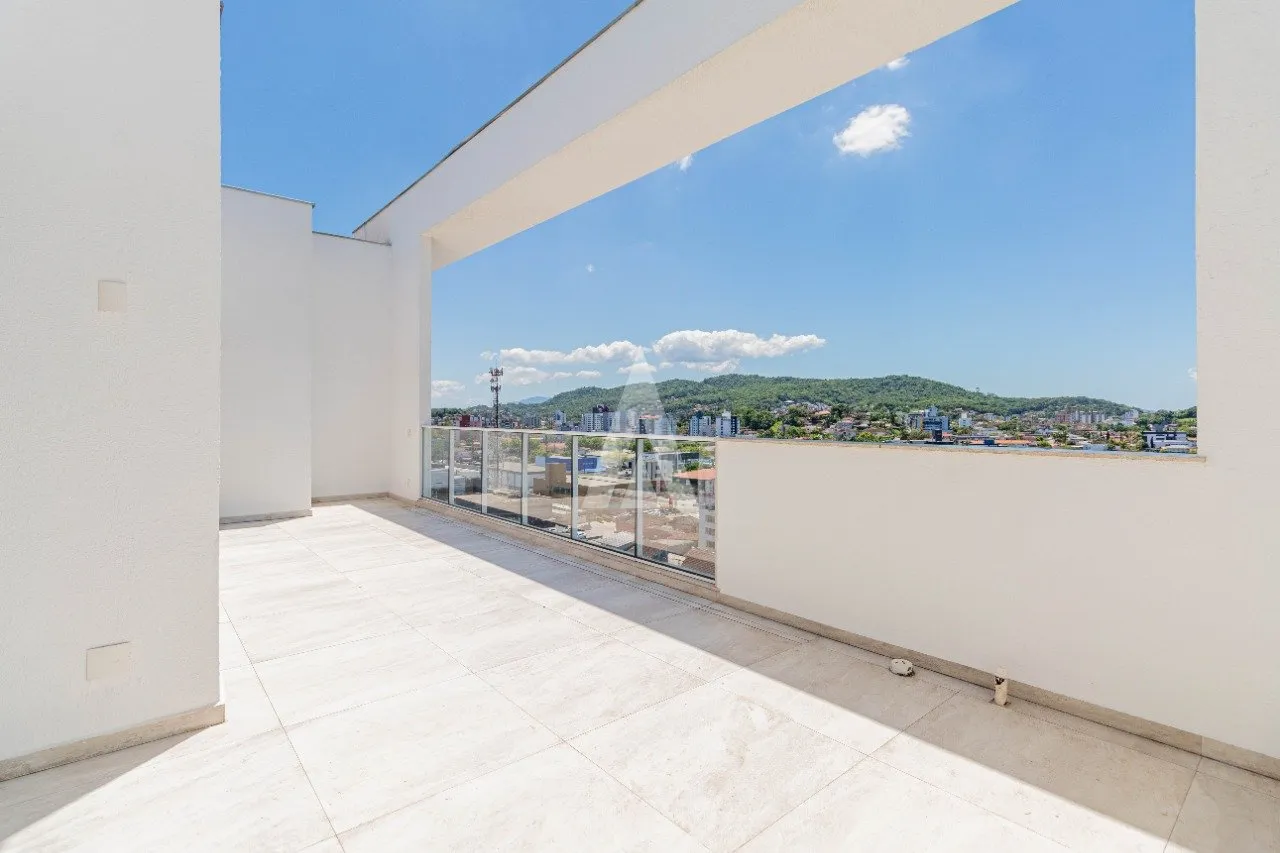 Cobertura com 4 suíte(s) à venda no bairro América em Joinville, de R$ 3.090.000.00 por 2.900.000,00. - foto 1
