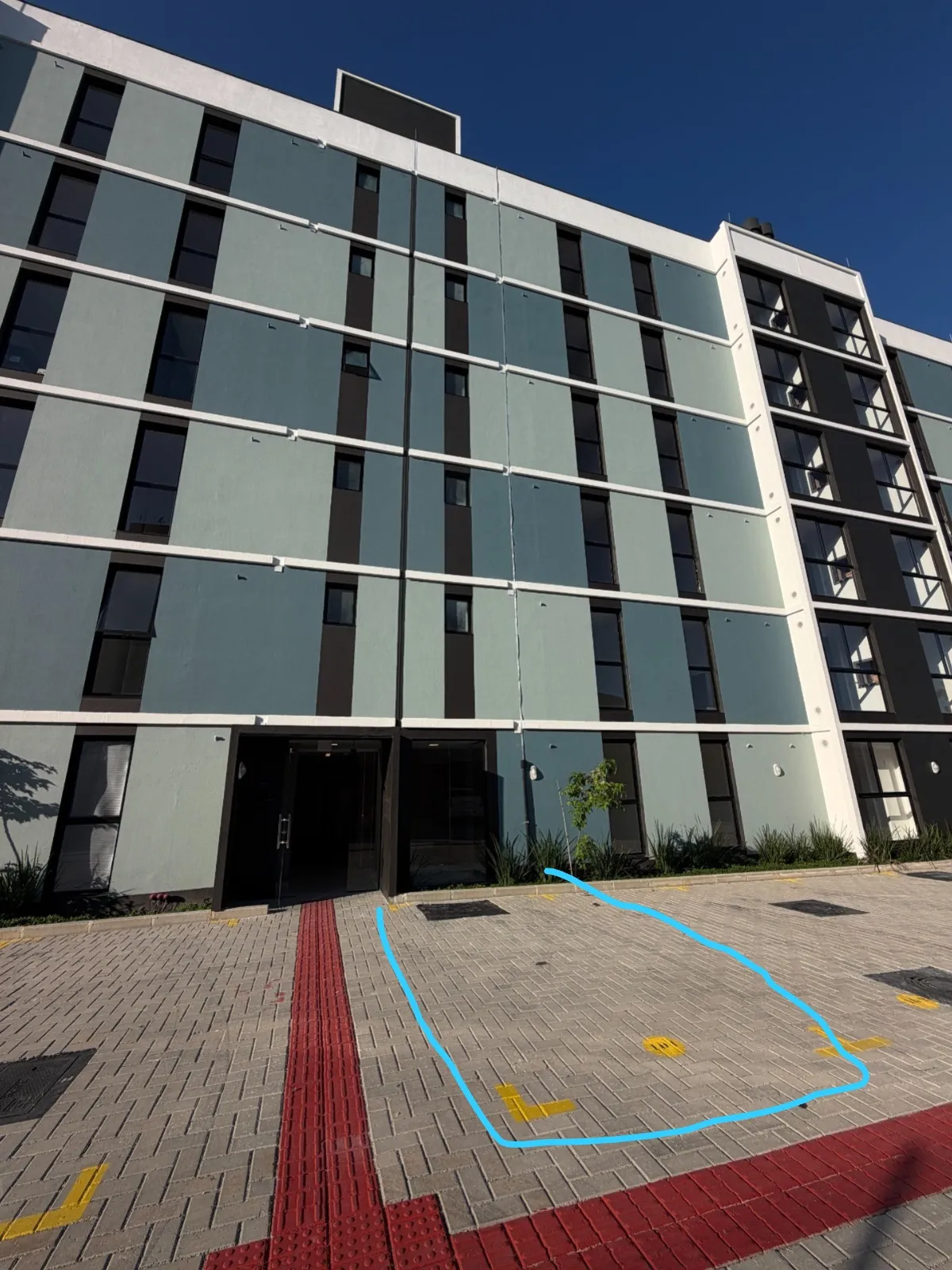 Apartamento à venda com 2 quartos, 1 vaga, 57m² na Rua Maria Oliveira no Serraria, São José