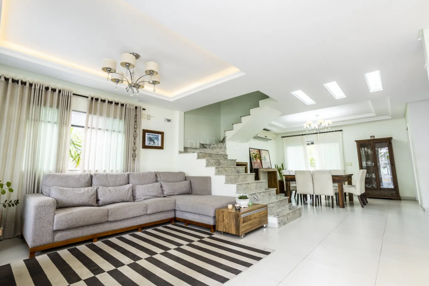 Casa de alto padrão em condomínio residencial a venda no bairro Bela Vista em Gaspar! — foto 2