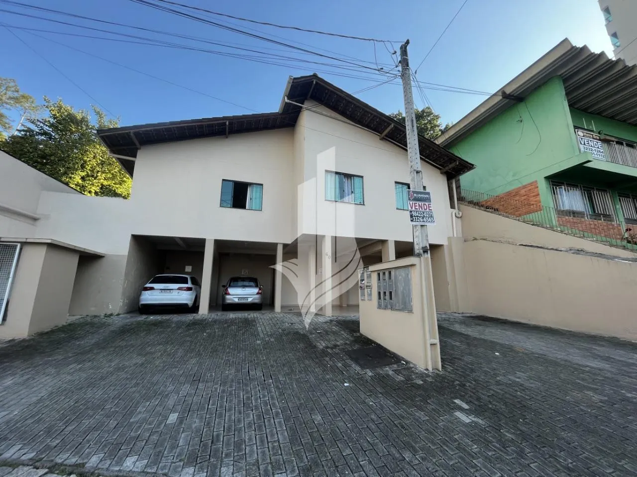 Prédio residencial com 4 apartamentos no bairro do Salto — foto 2