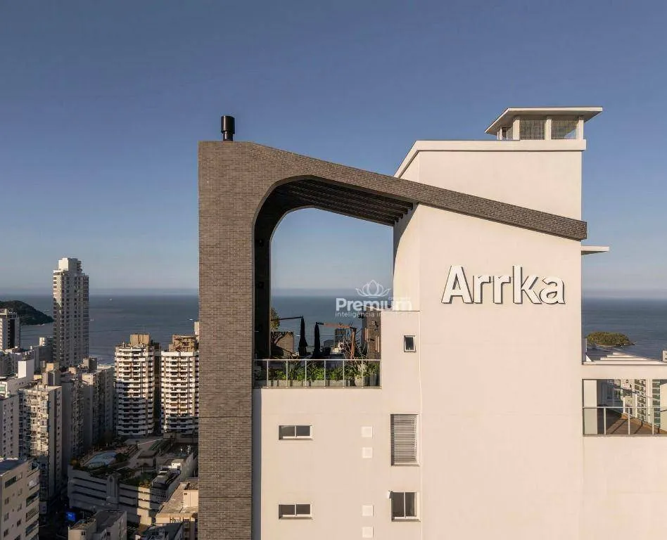 Apartamento à venda com 4 quartos e 4 suítes, 3 vagas, 143m² no Centro, Balneário Camboriú - foto 1