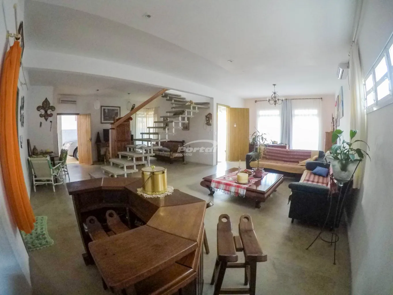 Casa com 3 dormitórios, sendo 1 suíte a menos de 100 metros do mar, no bairro Itacolomi em Balneário Piçarras/SC (Cód. 13288) — foto 7
